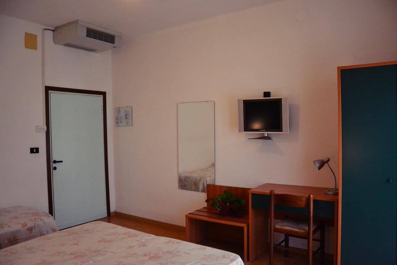 Hotel Rex Lido di Jesolo Exterior foto